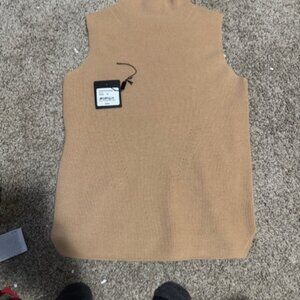 St John Sleeveless Knit Sweater, 2023 Collection HONEY, Sz Medium NWT